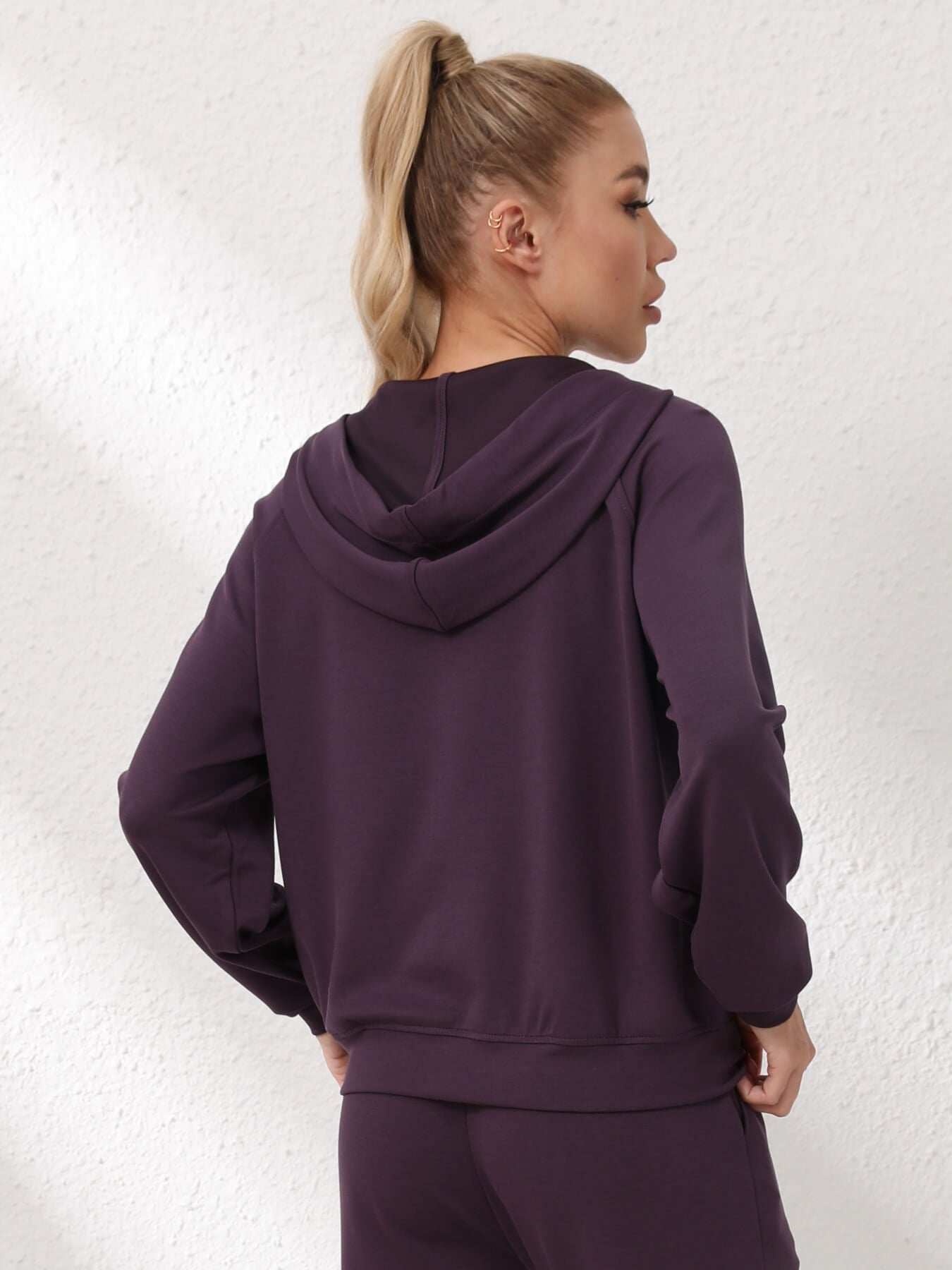 Black Essentials Hoodie Women